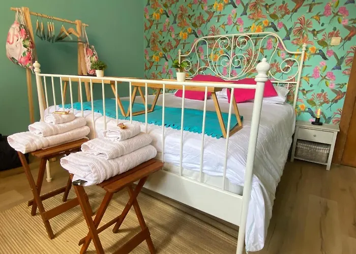 Ibiza Vibes Studio - Festive, Beach & Sun Atmosphere - Amazing Location In City Center * 那慕尔